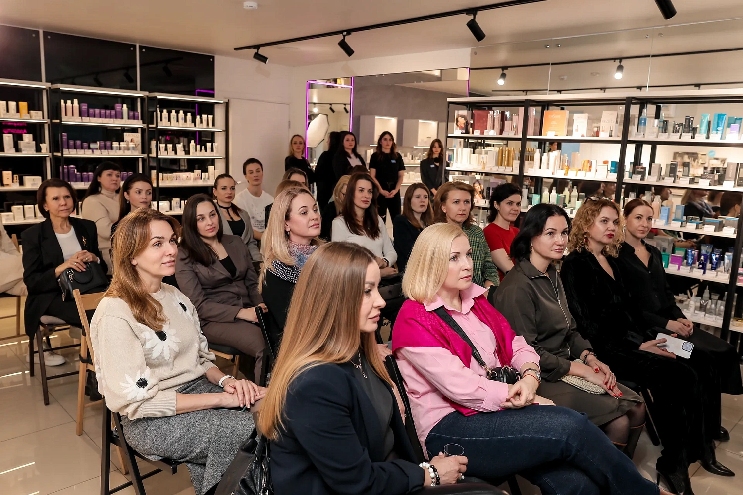 Фотоотчет Проект о женщинах. 27.02 - Рада Згонник